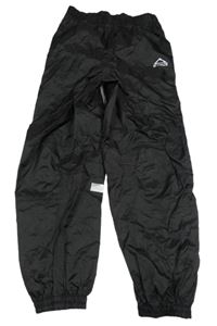 Čierne šušťákové vodeodolné nohavice McKinley