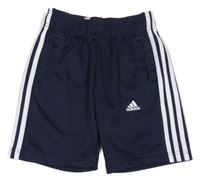 Tmavomodré sportovní funkční kraťasy s logem Adidas