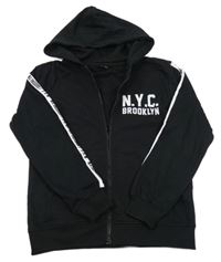 Čierno-biela prepínaci mikina s nápismi a kapucňou