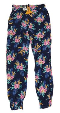 Tmavomodré kvetované voľné é nohavice Primark