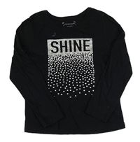 Čierne tričko so strieborným nápisom Primark