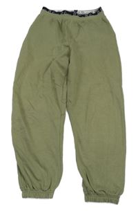 Khaki tepláky s nápismi River Island