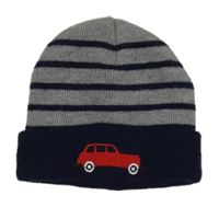 Šedo-tmavomodrá pruhovaná s autom