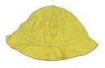 Žlutý oboustranný klobouk
