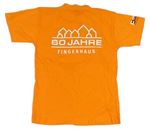 Oranžové tričko s nápismi