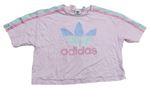 Světlerůžové crop tričko s logem a barevnými pruhy Adidas