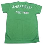 Zelené športové tričko s nápisom