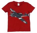 Červené tričko s letadlem C&A