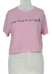 Dámské růžovo-bílé proužkované crop tričko s nápisem Miss Selfridge 